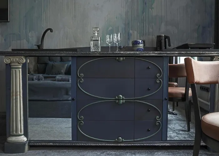 Luxuriuos Flat In The Capital's Old Town Apartment